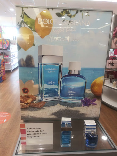 Hair Salon «Ulta Beauty», reviews and photos, 427 Newport Center Dr, Newport Beach, CA 92660, USA