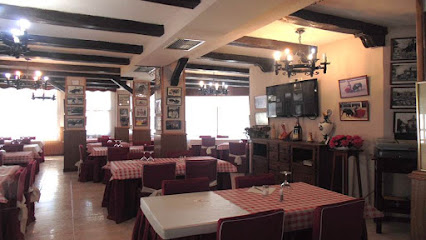 Restaurante El Descanso - Ctra. de Loeches, 2, 28510 Campo Real, Madrid, Spain