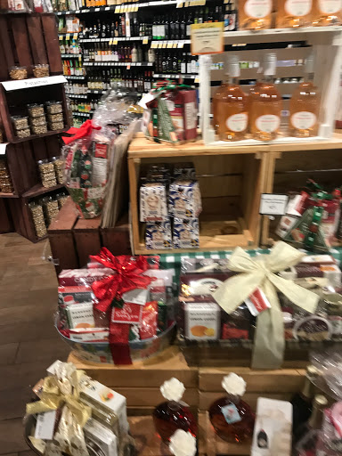 Grocery Store «The Fresh Market», reviews and photos, 150 Branch Rd SE, Vienna, VA 22180, USA