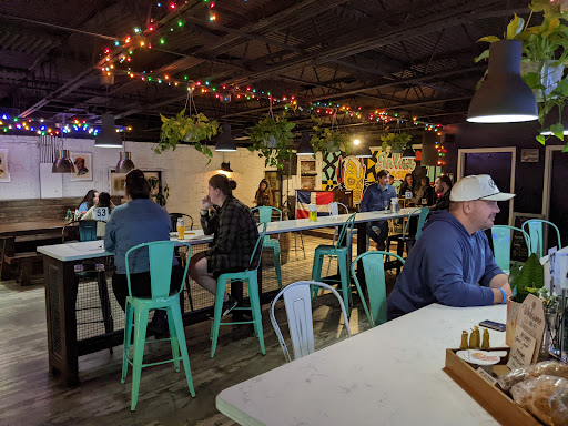 Beer Store «Salud Beer Shop», reviews and photos, 3306 N Davidson St, Charlotte, NC 28205, USA