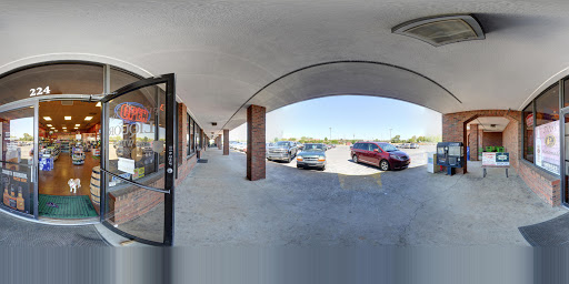 Liquor Store «Pleasant View Liquor & Wine», reviews and photos, 220 Ren Mar Dr, Pleasant View, TN 37146, USA