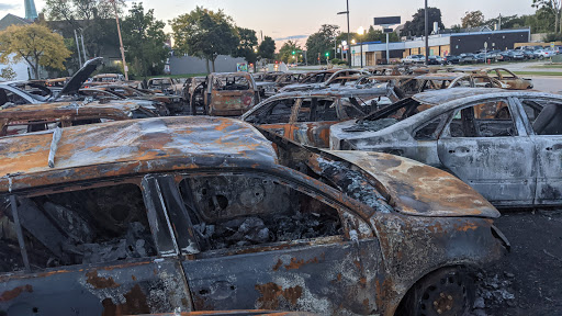 Used Car Dealer «Car Source», reviews and photos, 5821 Sheridan Rd, Kenosha, WI 53140, USA