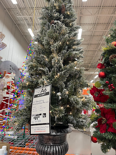 Home Improvement Store «The Home Depot», reviews and photos, 11071 W National Ave, West Allis, WI 53227, USA