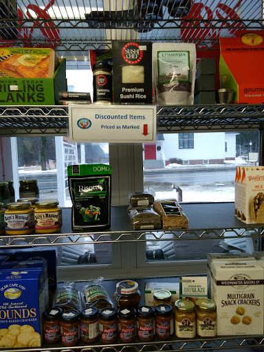 Seafood Market «Pine Tree Seafood & Produce», reviews and photos, 655 US-1, Scarborough, ME 04074, USA