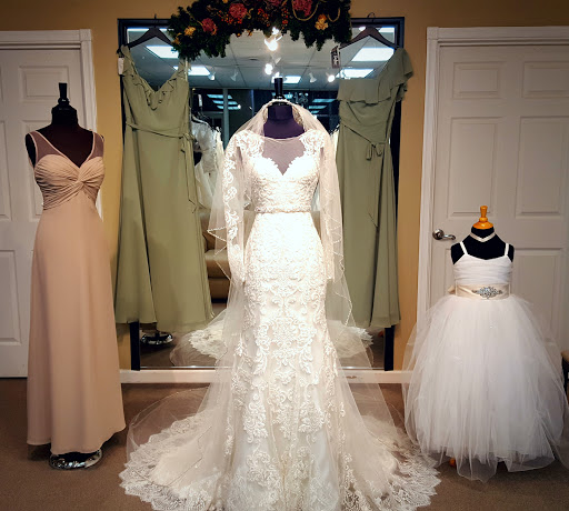 Bridal Shop «Sue Ames Bridal Outlet», reviews and photos, 202 N 10th St, Allentown, PA 18102, USA