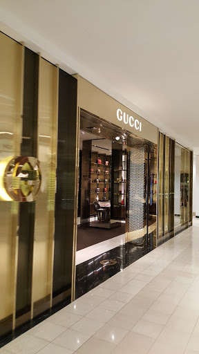 Shopping Mall «Somerset Collection», reviews and photos, 2800 W Big Beaver Rd, Troy, MI 48084, USA