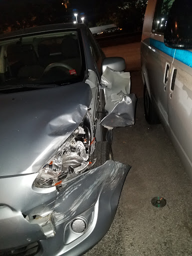 Auto Body Shop «Garic Auto Body Shop», reviews and photos, 917 N Dixie Hwy, Hallandale Beach, FL 33009, USA