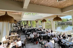 Restaurant Laguna Verde image