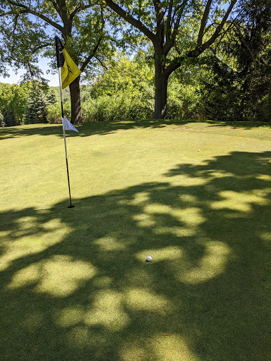 Golf Course «Huron Hills Golf Course», reviews and photos, 3465 E Huron River Dr, Ann Arbor, MI 48104, USA