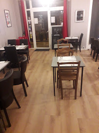 Atmosphère du Restaurant Chez Loïc à Jonzac - n°1