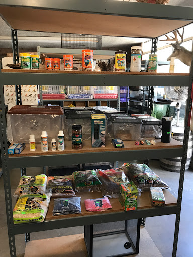 Animal Feed Store «Whittier Feed Store», reviews and photos, 12618 Penn St, Whittier, CA 90602, USA