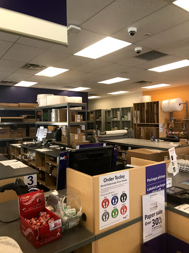 Print Shop «FedEx Office Print & Ship Center», reviews and photos, 6095 Magnolia Ave, Riverside, CA 92506, USA