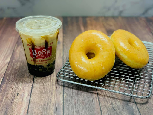 Donut Shop «BoSa Donuts», reviews and photos, 155 E Williams Field Rd, Gilbert, AZ 85295, USA