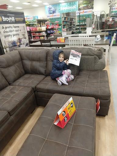 Discount Store «Big Lots», reviews and photos, 825 Fairport Rd, East Rochester, NY 14445, USA