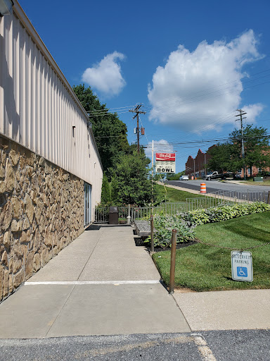 Bowling Alley «Mt Airy Bowling Lanes», reviews and photos, 304 Center St, Mt Airy, MD 21771, USA