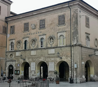 I.I.S. TULLIANO Piazza Municipio, 49, 03033 Arpino FR, Italia