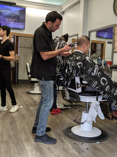 Barber Shop «Hills barber shop», reviews and photos, 7223 Austin St, Forest Hills, NY 11375, USA