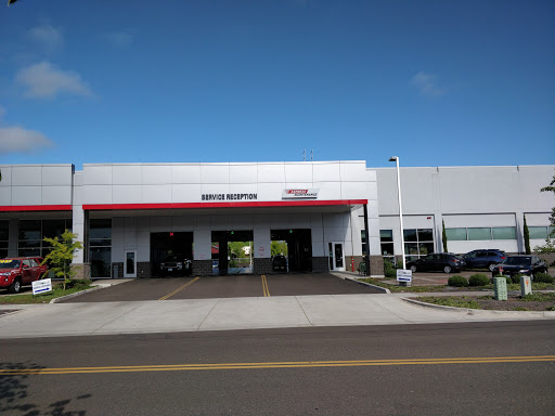 Toyota Dealer «Toyota of Corvallis», reviews and photos, 800 NW 5th St, Corvallis, OR 97330, USA