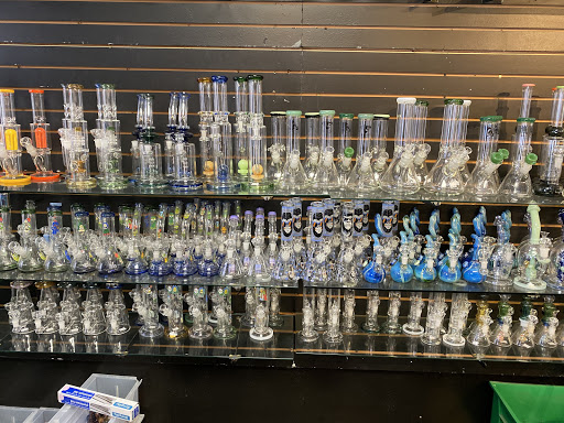 Tobacco Shop «Puffs Smoke Shop», reviews and photos, 9458 Whittier Blvd, Pico Rivera, CA 90660, USA