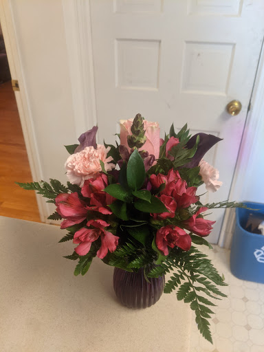 Florist «Colesville Floral Designs», reviews and photos, 39 E Randolph Rd, Silver Spring, MD 20904, USA