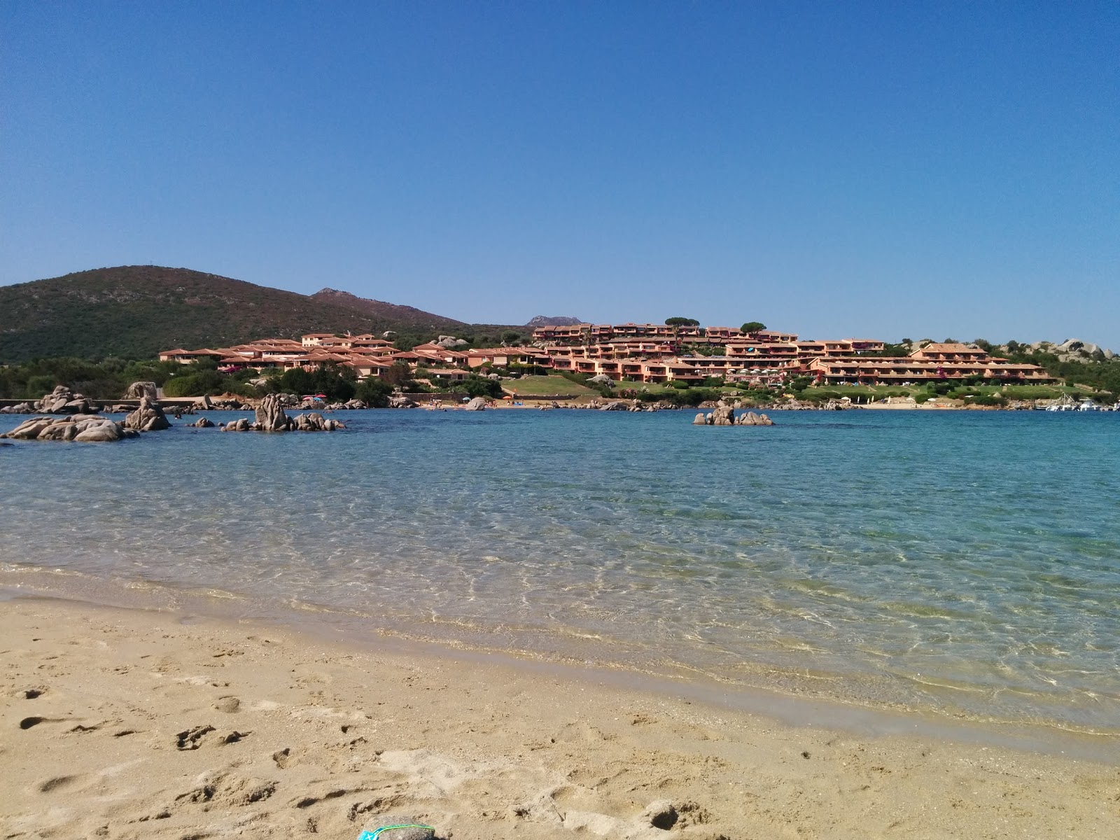 Fotografija Spiaggia di Gio z svetel pesek površino