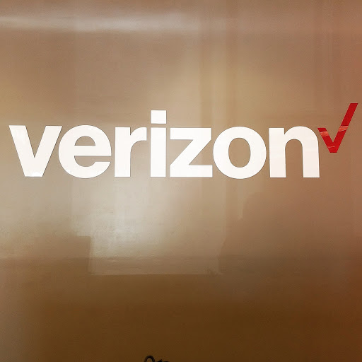 Cell Phone Store «GoWireless Verizon Authorized Retailer», reviews and photos, 547 W Harvard Blvd, Santa Paula, CA 93060, USA