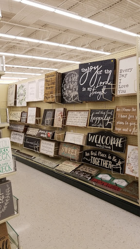 Craft Store «Hobby Lobby», reviews and photos, 1660 S Robert St, West St Paul, MN 55118, USA