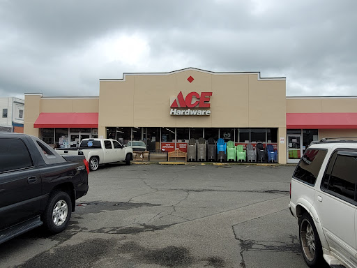 Hardware Store «Seaside Ace Hardware», reviews and photos, 39 S Holladay Dr, Seaside, OR 97138, USA