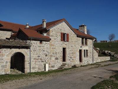 Gîtes de France 2 épis 6 pers à La Bessière à Pied-de-Borne