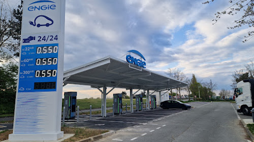 Borne de recharge de véhicules électriques ENGIE Station de recharge Juvincourt-et-Damary