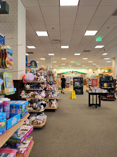 Book Store «Barnes & Noble», reviews and photos, 210 Americana Way, Glendale, CA 91210, USA