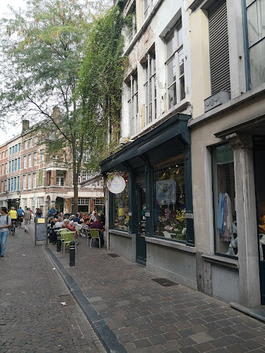Beoordelingen van Kaat Tilley Experience Store in Gent - Kledingwinkel