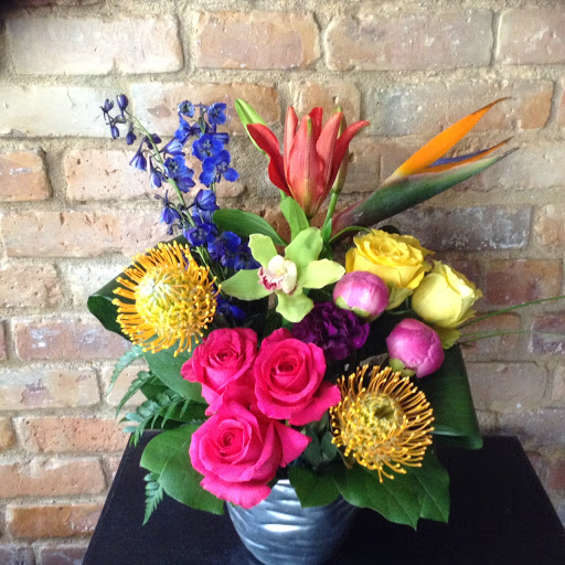 Florist «Fly Me to The Moon Florists», reviews and photos, 47 N Broadway, Yonkers, NY 10701, USA