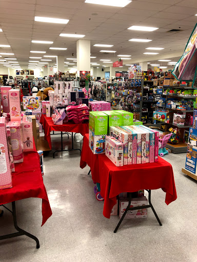 Department Store «T.J. Maxx», reviews and photos, 34 E Ridgewood Ave, Paramus, NJ 07652, USA