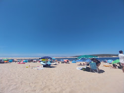 Praia da Lagoa de Albufeira-Mar'in fotoğrafı - rahatlamayı sevenler arasında popüler bir yer