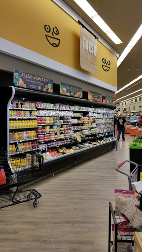 Grocery Store «Jewel-Osco», reviews and photos, 6140 Northwest Hwy, Crystal Lake, IL 60014, USA