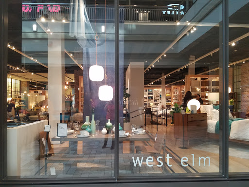 west elm, 7866 Tysons Corner Center, McLean, VA 22102, USA, 