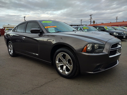 Used Car Dealer «Laguna Auto Sales», reviews and photos, 1214 E California Ave, Bakersfield, CA 93307, USA