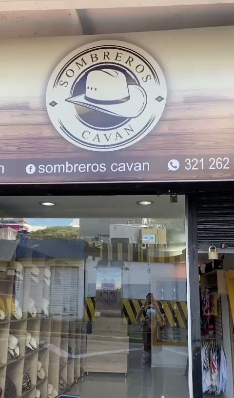 SOMBREROS CAVAN