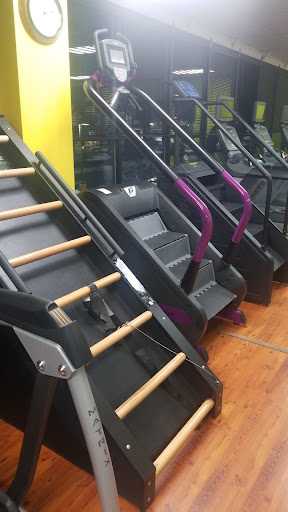 Gym «Olympus Gym», reviews and photos, 201 N Maple Ave #204, Purcellville, VA 20132, USA