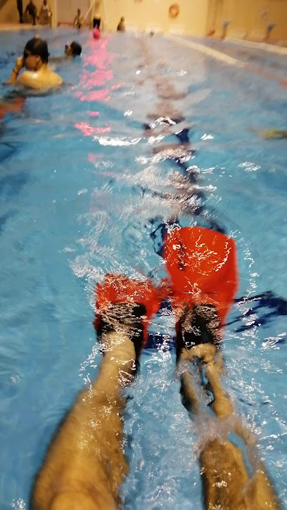Merzifon Belediyesi Yarı Olimpik Yüzme Havuzu