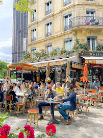 Photos du propriétaire du Restaurant Café Odessa - Brasserie parisienne tendance - n°3