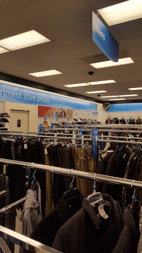 Clothing Store «Ross Dress for Less», reviews and photos, 2151 N Harris Blvd, Layton, UT 84041, USA
