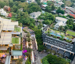 The BASE Park East Sukhumvit 77 photo