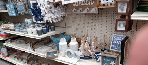 Discount Store «Big Lots», reviews and photos, 4613 Dixie Hwy, Fairfield, OH 45014, USA