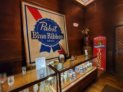 Brewery «Best Place at the Historic Pabst Brewery», reviews and photos, 901 W Juneau Ave, Milwaukee, WI 53233, USA