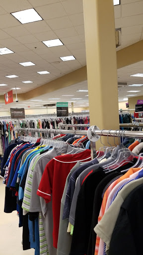 Thrift Store «Savers», reviews and photos, 224 Daniel Webster Hwy, Nashua, NH 03060, USA
