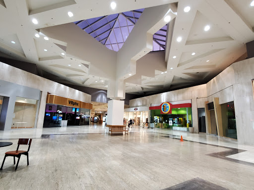 Shopping Mall «Paradise Valley Mall», reviews and photos, 4568 E Cactus Rd, Phoenix, AZ 85032, USA