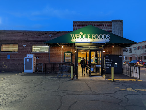 Grocery Store «Whole Foods Market», reviews and photos, 115 Prospect St, Cambridge, MA 02139, USA