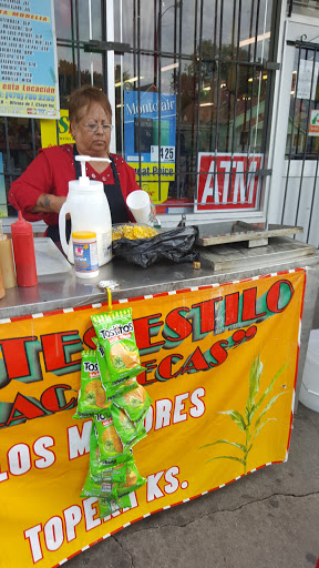 Sporting Goods Store «Deportes Y Mas», reviews and photos, 1517 SE 6th Ave, Topeka, KS 66607, USA